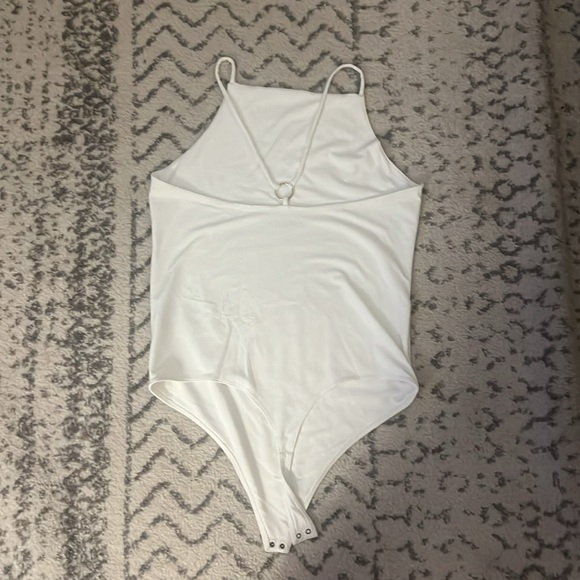 A&F Gold Detailed White High Neck Bodysuit - XL - Never worn - Picture 2 of 4